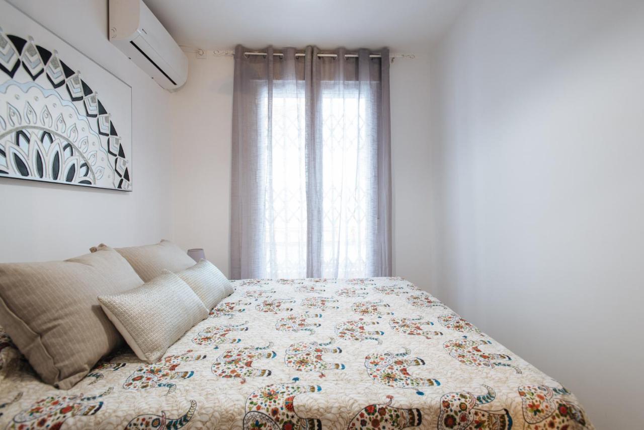 El Apartamento Del Reloj De Sol Sevilha Exterior foto