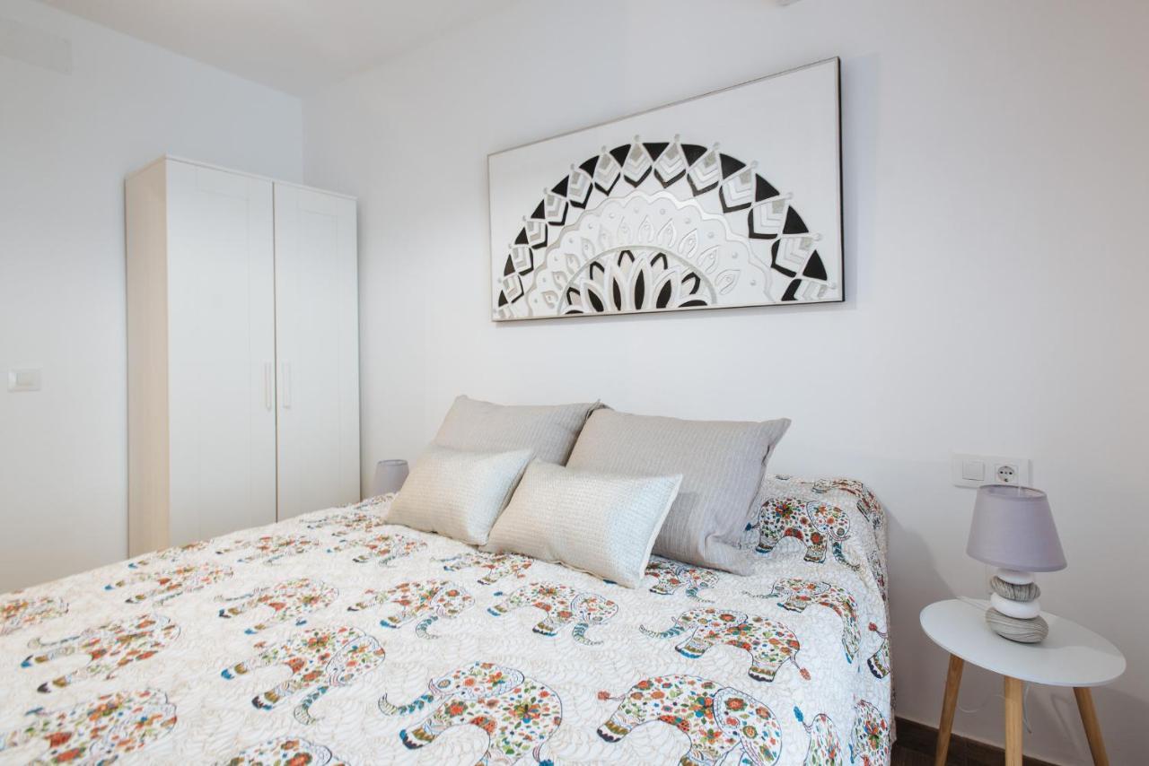 El Apartamento Del Reloj De Sol Sevilha Exterior foto
