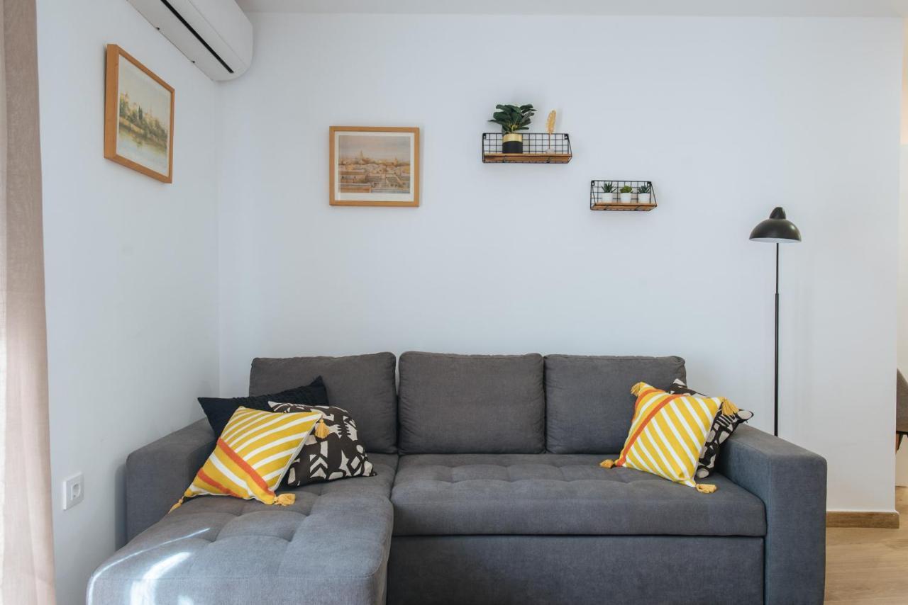 El Apartamento Del Reloj De Sol Sevilha Exterior foto